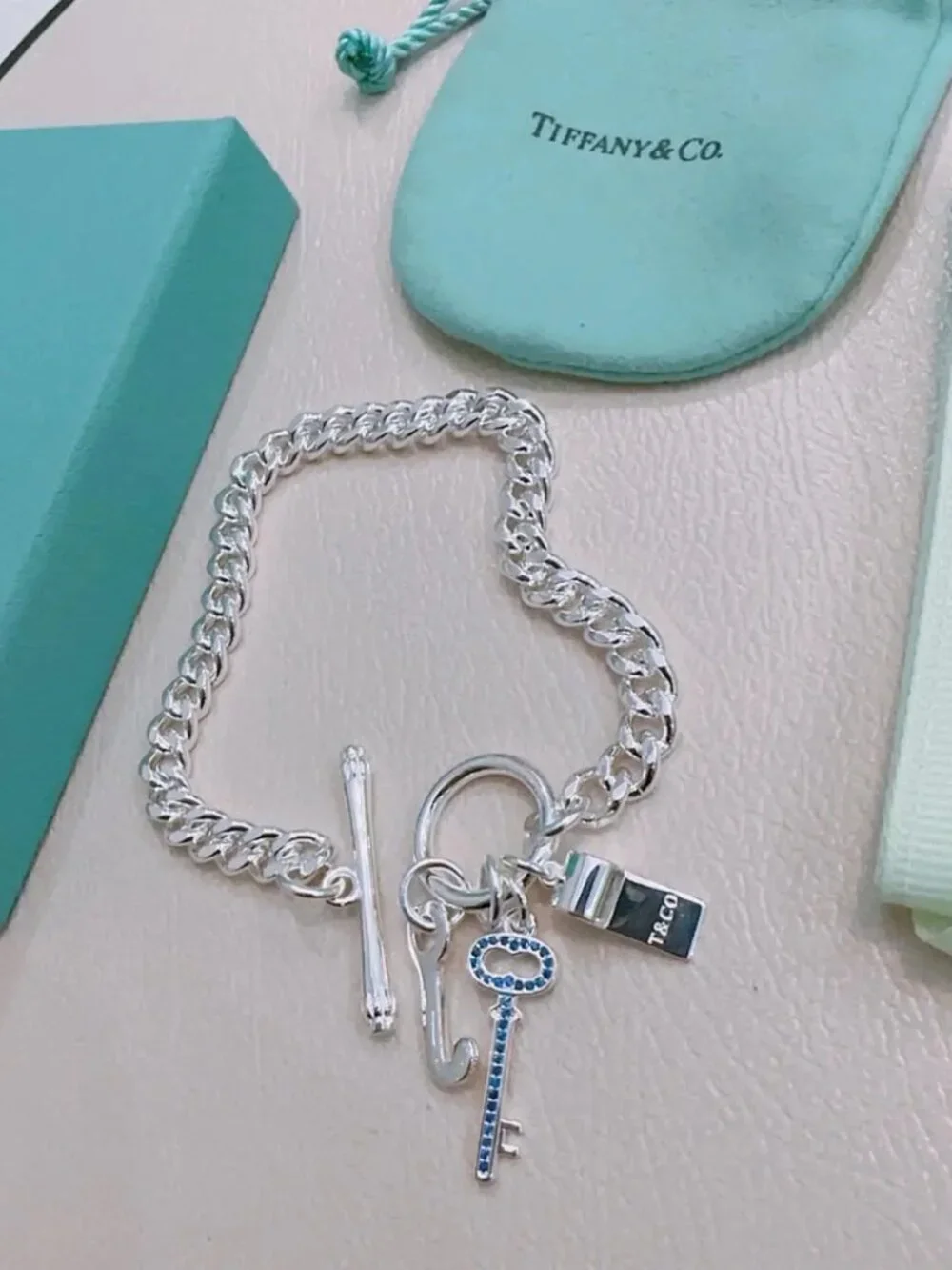 Tiffany & Co. Fine classic Silver Bracelet